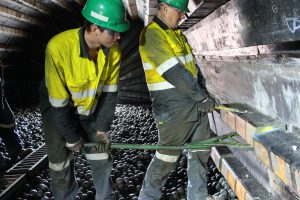 SRS reliners installing liner inside ball mill